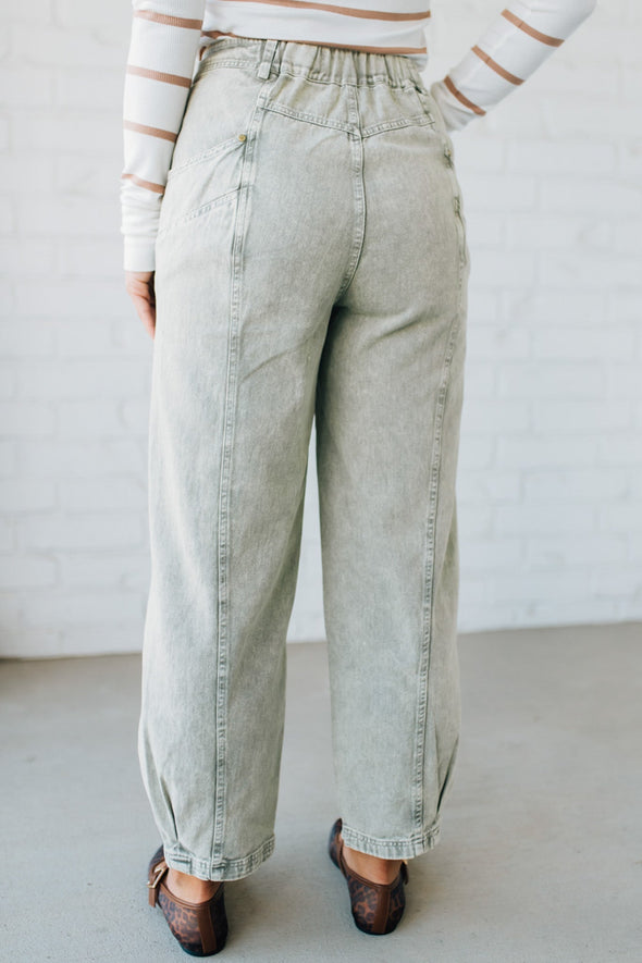 Ladies' Washed and Spliced Casual Jeans