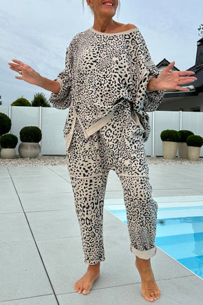Women's Round Neck Slit Leopard Print Casual Sweatshirt Suit