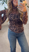 Womens Round Neck Leopard Print Casual Top