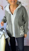Women Round Neck Hooded Patchwork Knitted Fake Two-piece Casual Coat