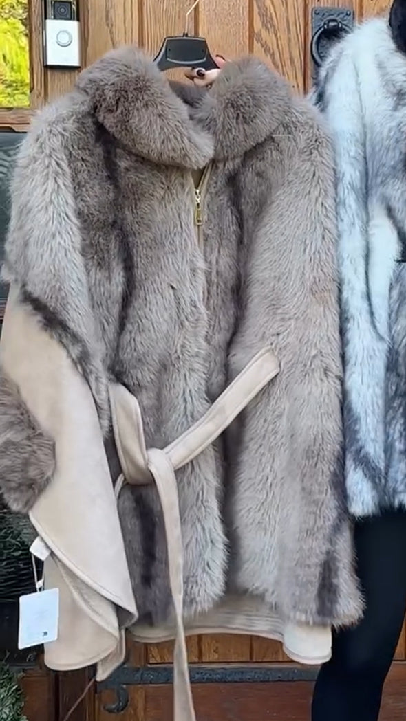 Women Round Neck Patchwork Casual Plush Coat