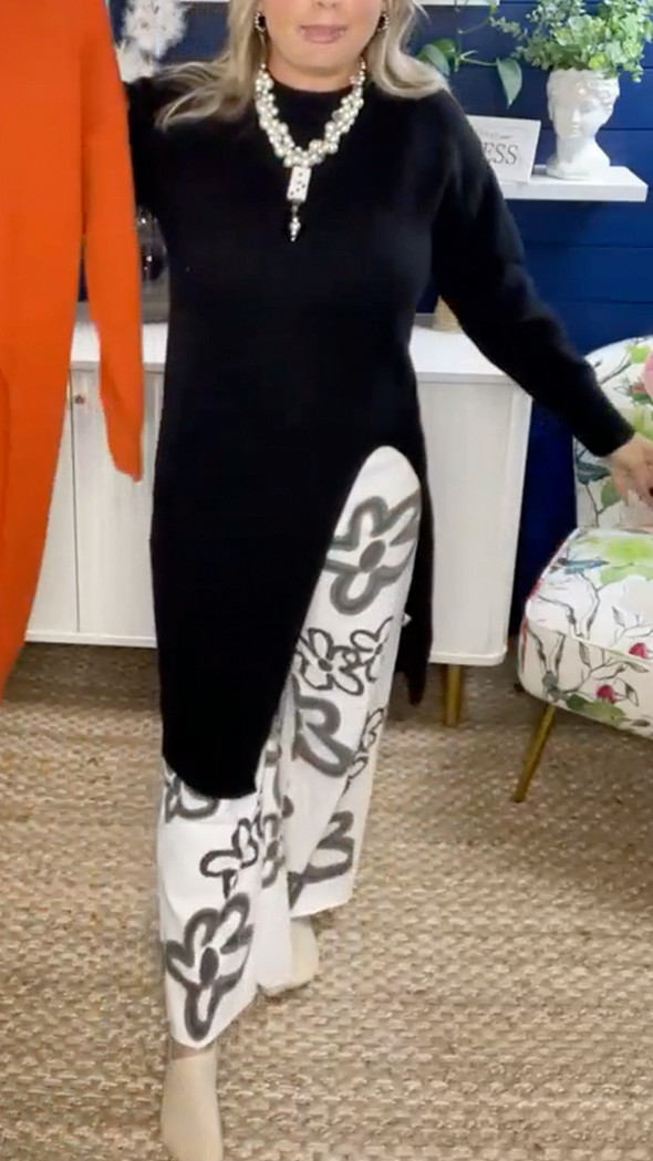 Womens Round Neck Long Solid Color Knitted Sweater