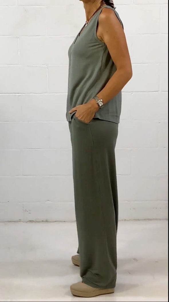Women's Spring Casual Solid Sleeveless Crewneck Loose Two-piece Set