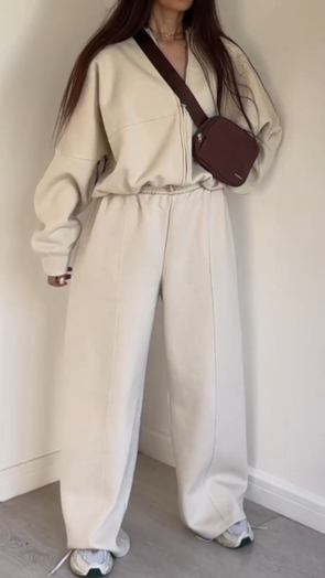 Women Round Neck Zipper Stitching Solid Color Casual Suit