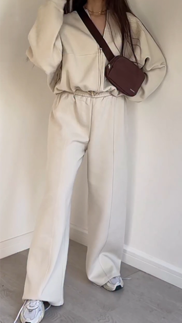 Women Round Neck Zipper Stitching Solid Color Casual Suit