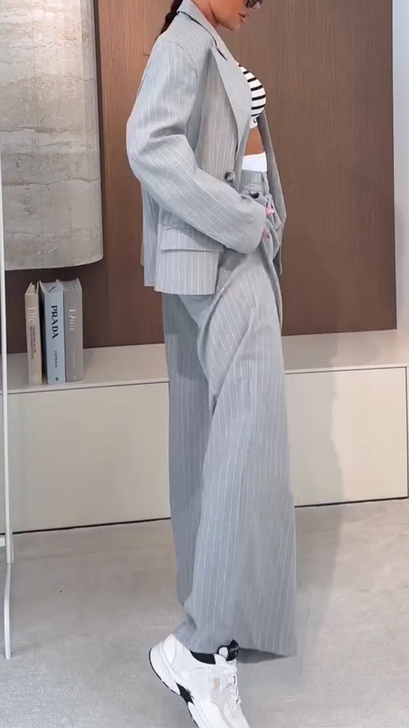 Womens Lapel Vertical Style Commuter Set