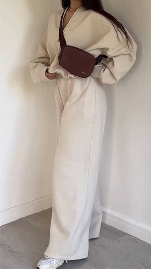Women Round Neck Zipper Stitching Solid Color Casual Suit