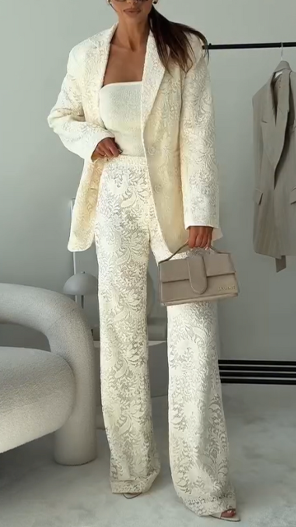 Ladies Lapel Print Hollow Out Temperament Casual Set